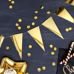 DIY Flaggirlang Guld