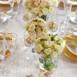 Glittrigt Organzatyg Guldränder
