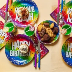 Happy Birthday Servetter Färgglada