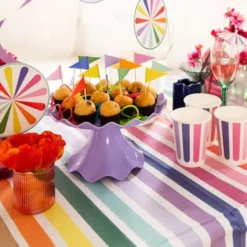 Pappersduk Stripetastic 180x130 cm