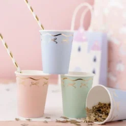 Pappersmuggar Pastell med Guldrosetter 6-pack
