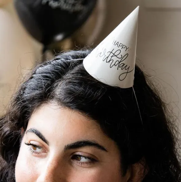 Partyhattar Happy Birthday Svart/Krämvit 6-pack