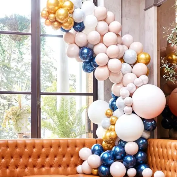 Stor Ballongbåge Kit Marmor och Chrome Mix